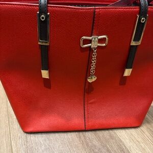 Portovini Elegant Red Women's wine purse